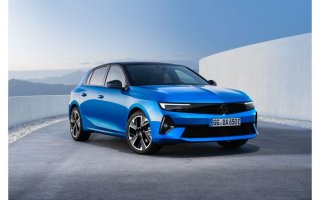Opel Astra Elektrik: Geleceğin Sürüş Deneyimi